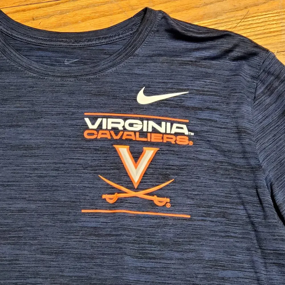 Virginia Cavaliers Nike Nike Tee Long Sleeve Shirt Men's Navy Size L Used